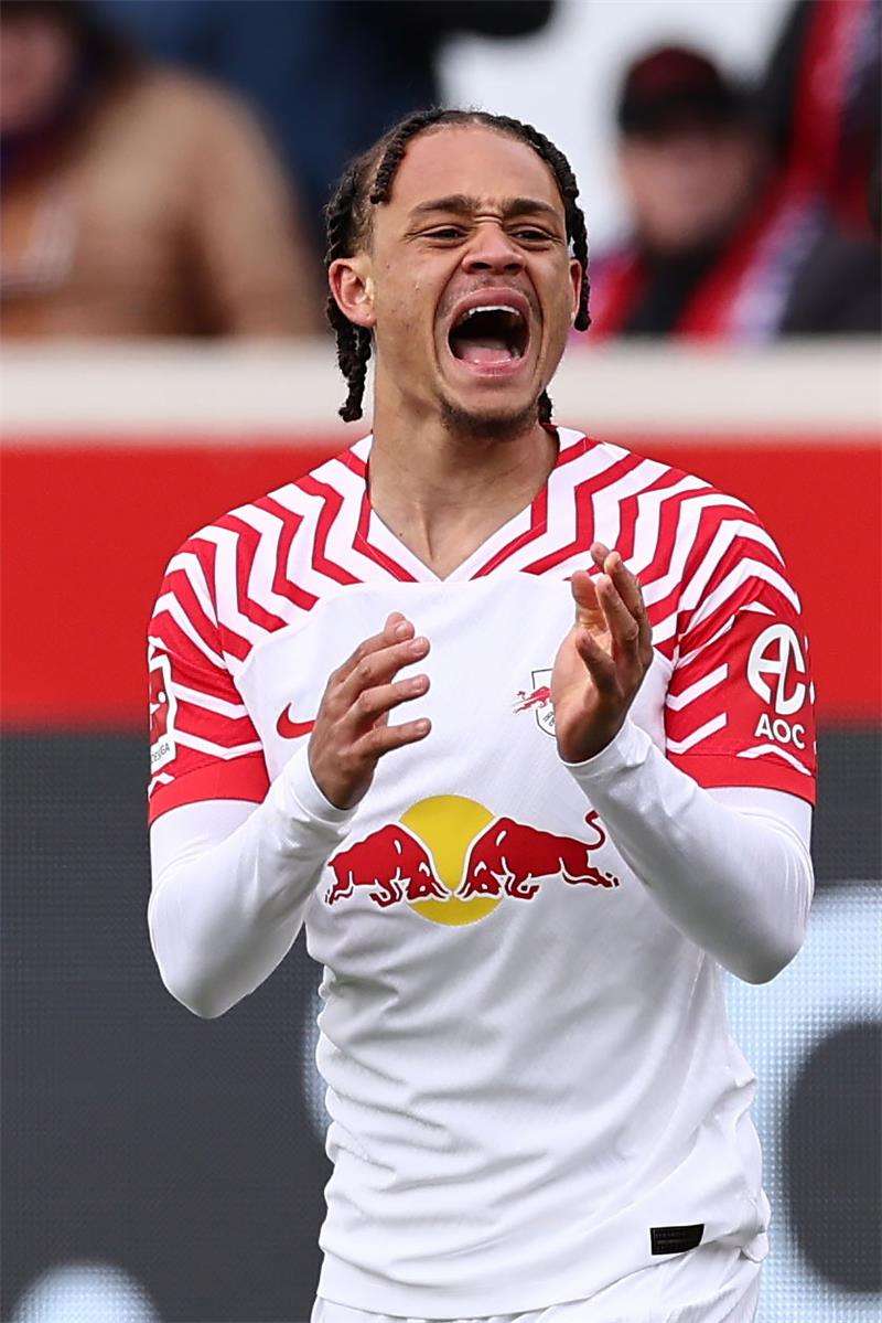 تشافي سيمونز