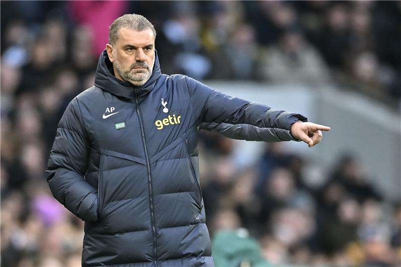 أنجي بوستيكوجلو