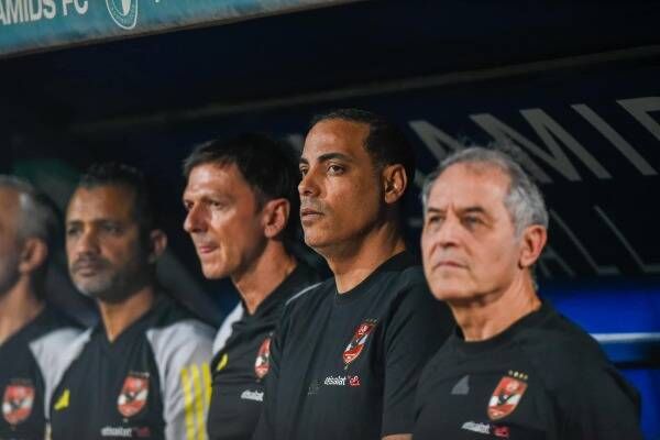 الجهاز الفني للأهلي