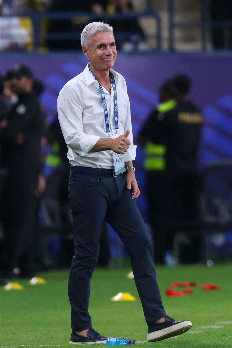 لويس كاسترو