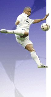 الدولي البرازيلي رونالدو مهاجم ريال مدريد الاسباني