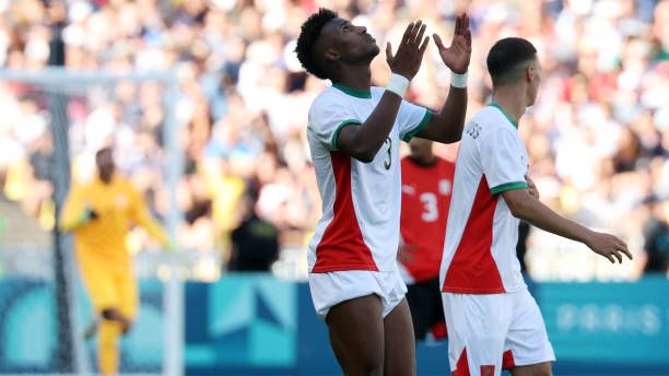 أكرم النقاش