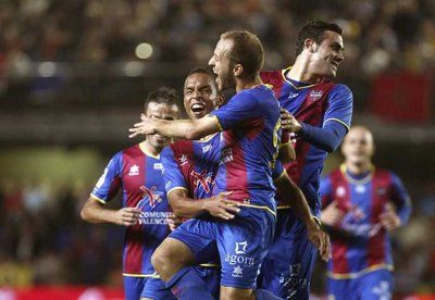 2011-10-23-00000102978586