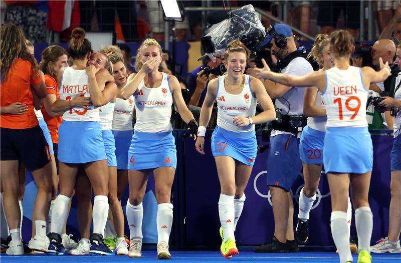 فرحة لاعبات هولندا