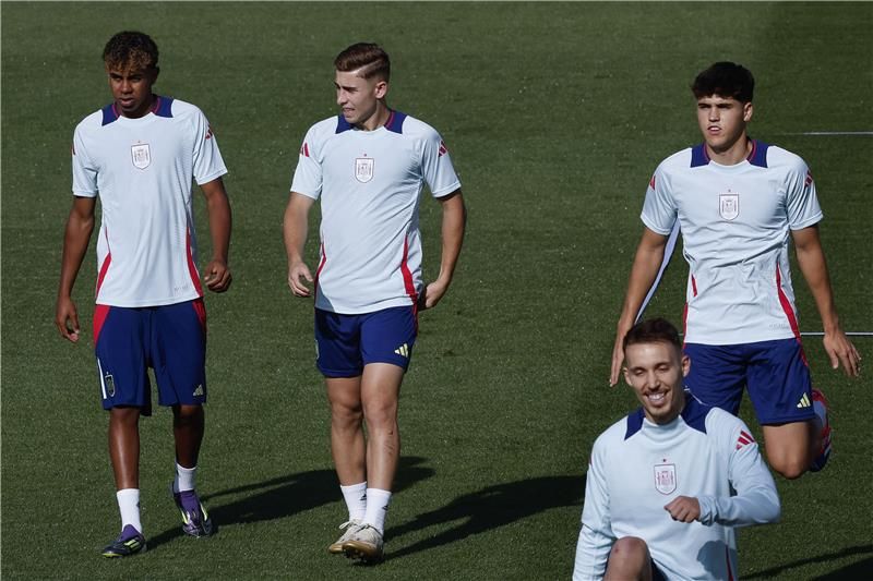 لاعبو منتخب إسبانيا الأولمبي