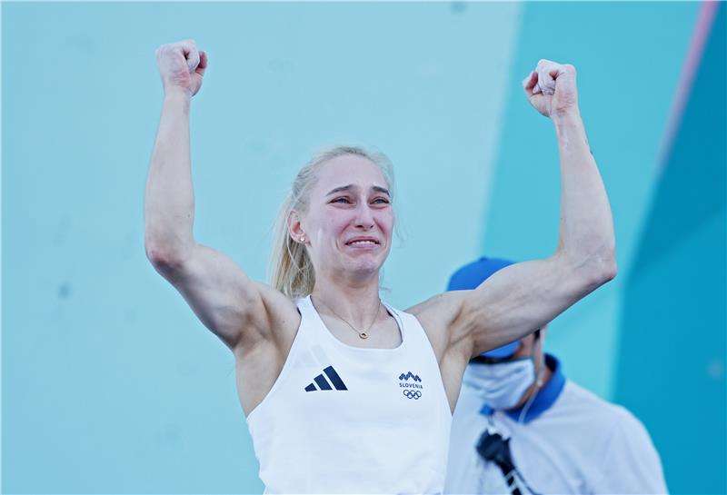 يانيا جارنبريت