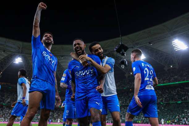 لاعبو الهلال