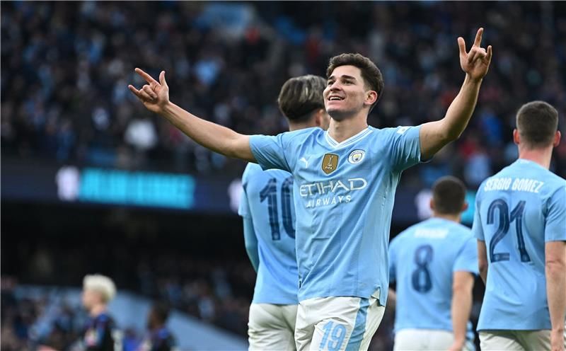 جوليان ألفاريز