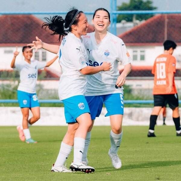 ممثل سنغافورة بمعسكر تايلاند