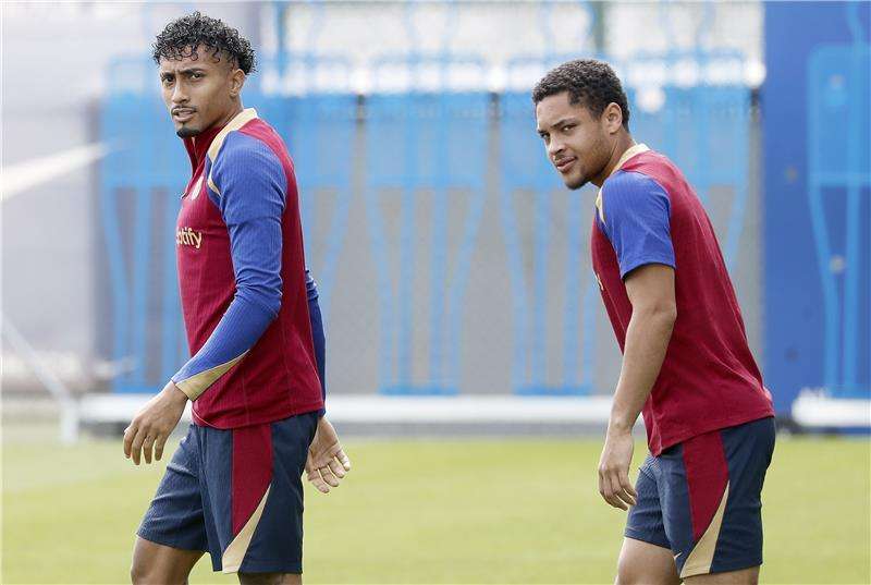 رافينيا وفيتور روكي