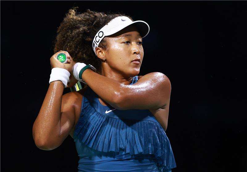 نعومي أوساكا