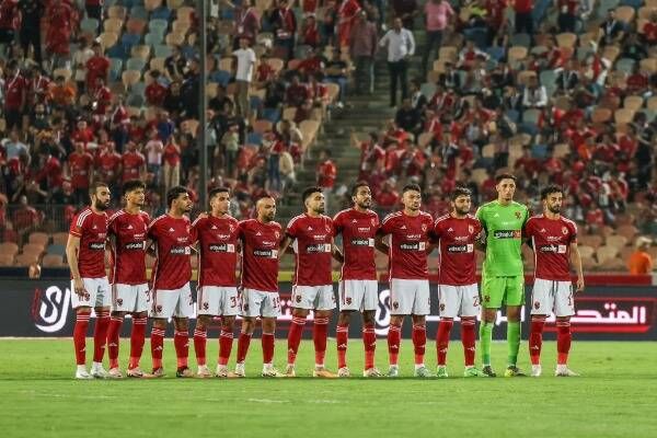 لاعب الأهلي