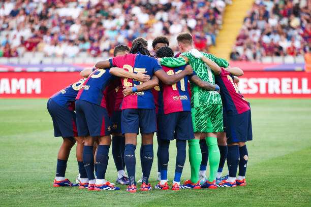 لاعبو برشلونة