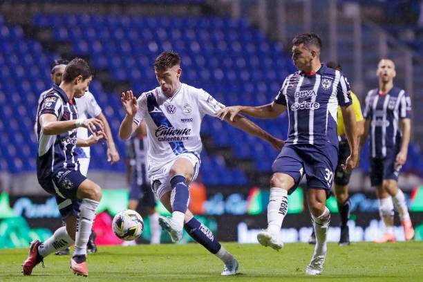 من المواجهة