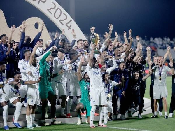 لاعبو الهلال السعودي