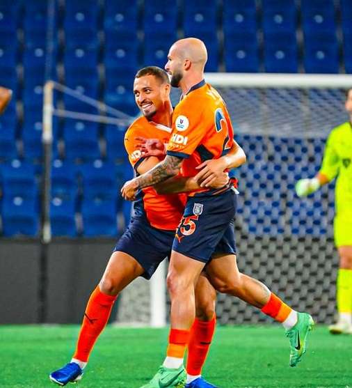 istanbul basaksehir fk2