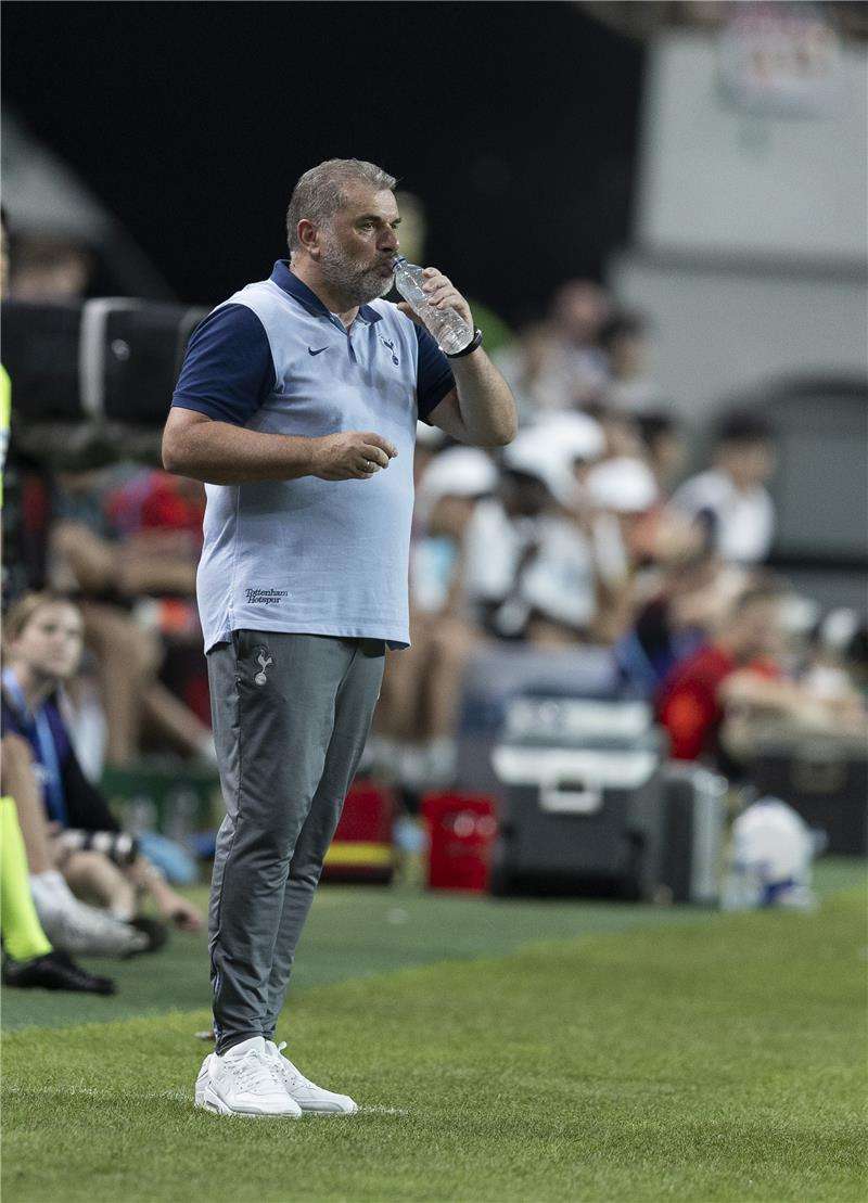 آنجي بوستيكوجلو