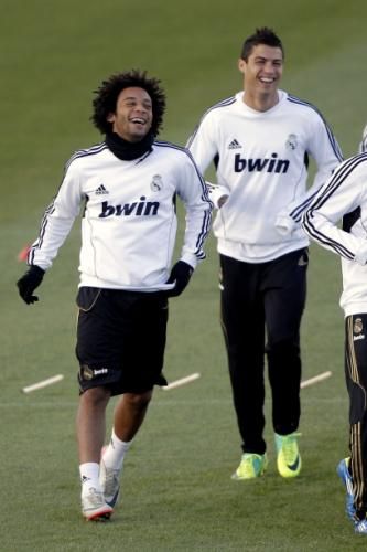 20111025-634551420638659086_efe