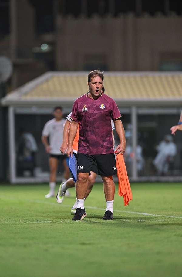 بيدرو مارتينز