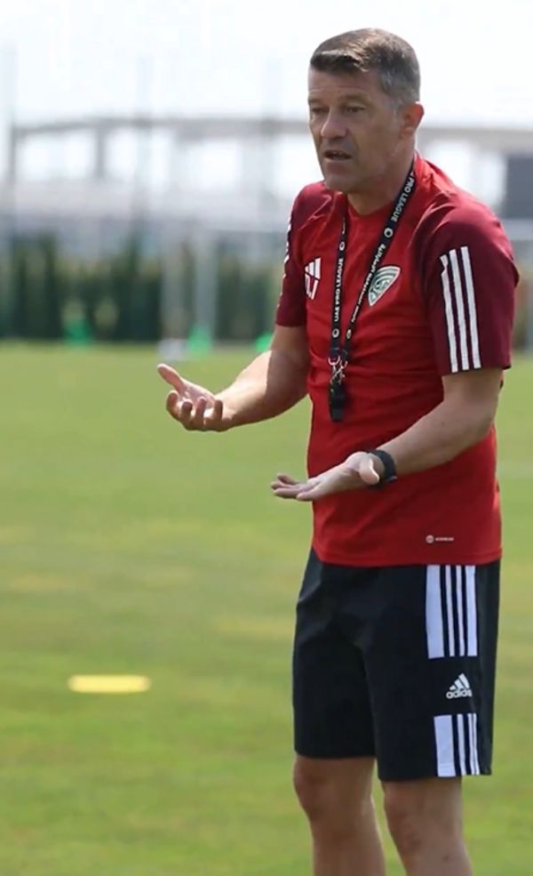 دانييل إيسايلا