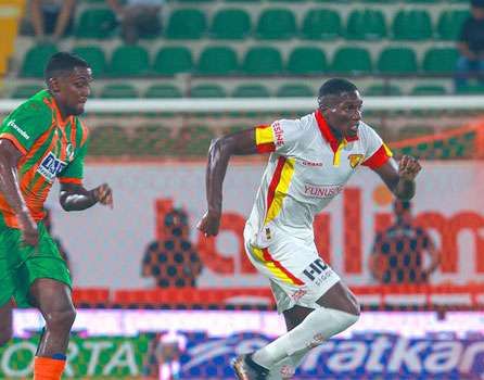 من المواجهة