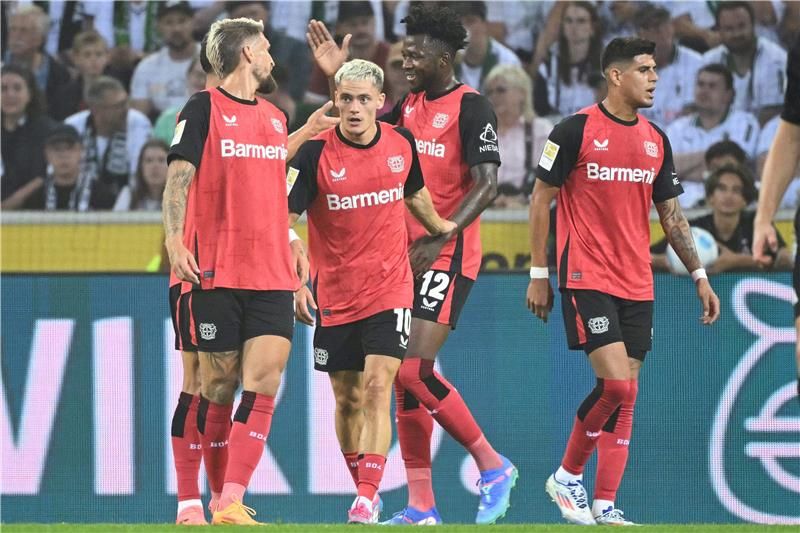 فرحة لاعبي باير ليفركوزن