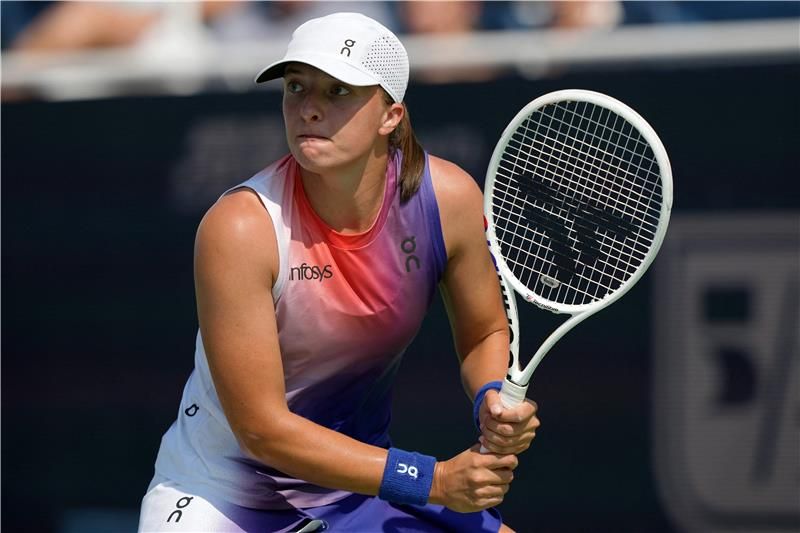 إيجا شفيونتيك