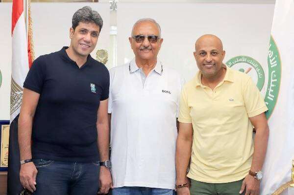 من التعاقد مع الشيشيني