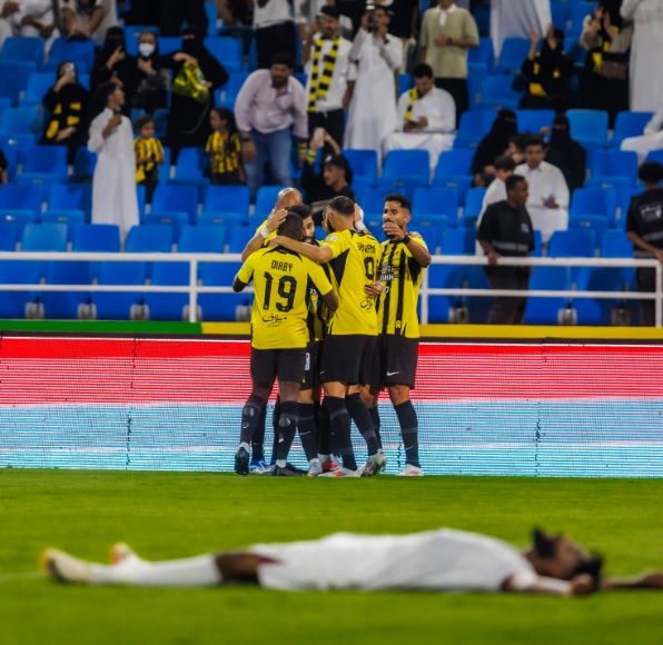 فرحة لاعبي اتحاد جدة