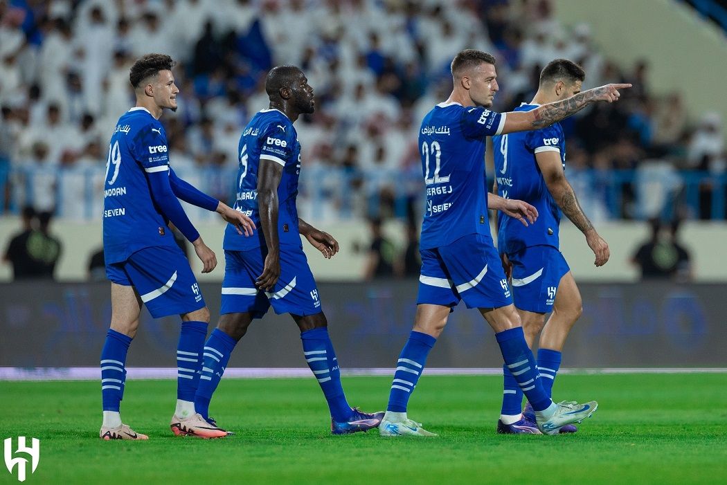 لاعبو الهلال