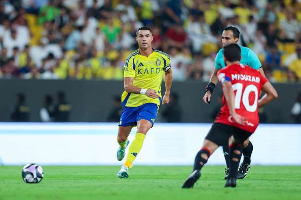 جانب من مباراة النصر والرائد