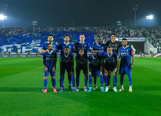 لاعبو الهلال