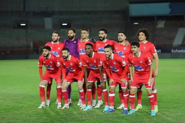 لاعبو مودرن سبورت