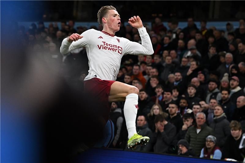 سكوت مكتوميناي