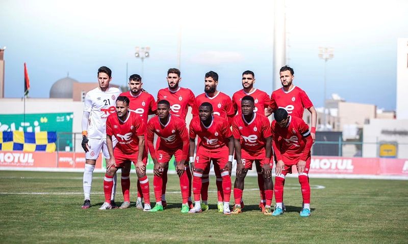 لاعبو الإتحاد