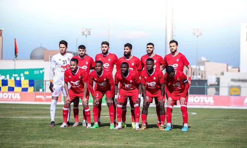 لاعبو الإتحاد