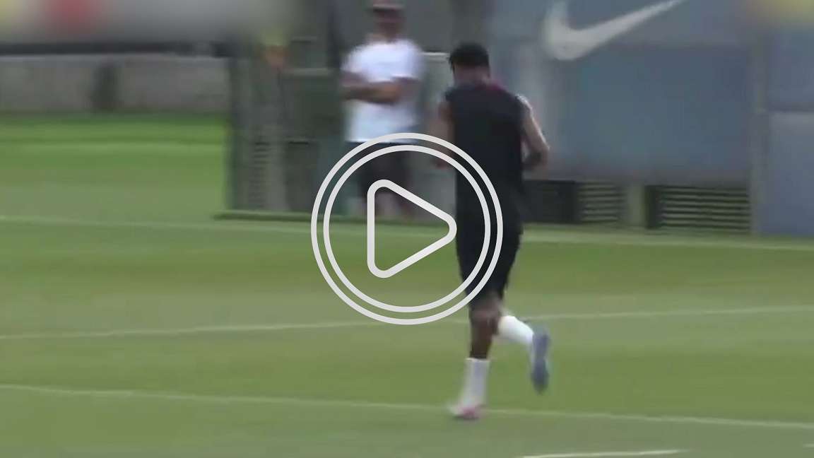 يامال خلال التدريبات