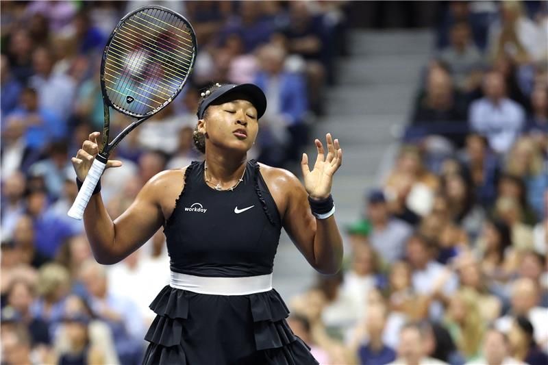 نعومي أوساكا