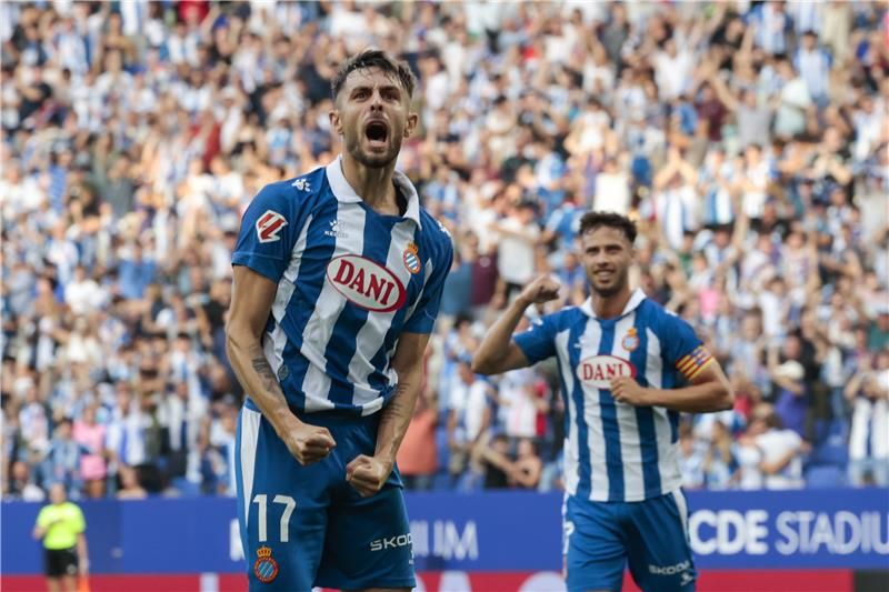 لاعبو إسبانيول