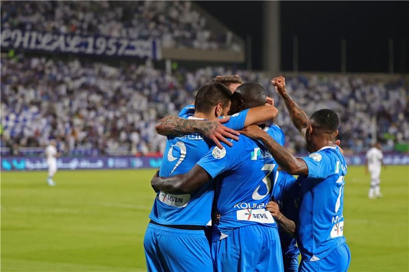 لاعبو الهلال