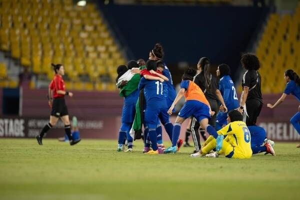 خسارة النصر من أبوظبي الرياضي