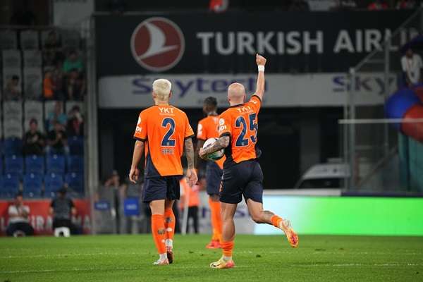 istanbul basaksehir fk3