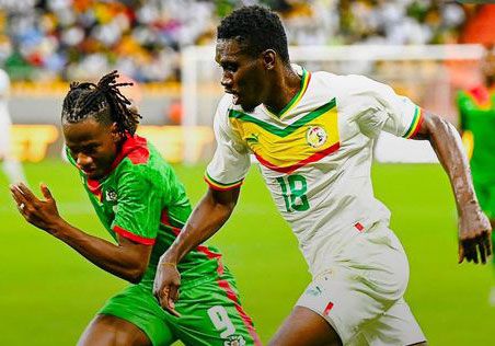 458494176_900202775463597_1165991043260703380_n