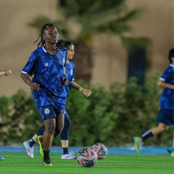 مريم كامارا مع الهمة