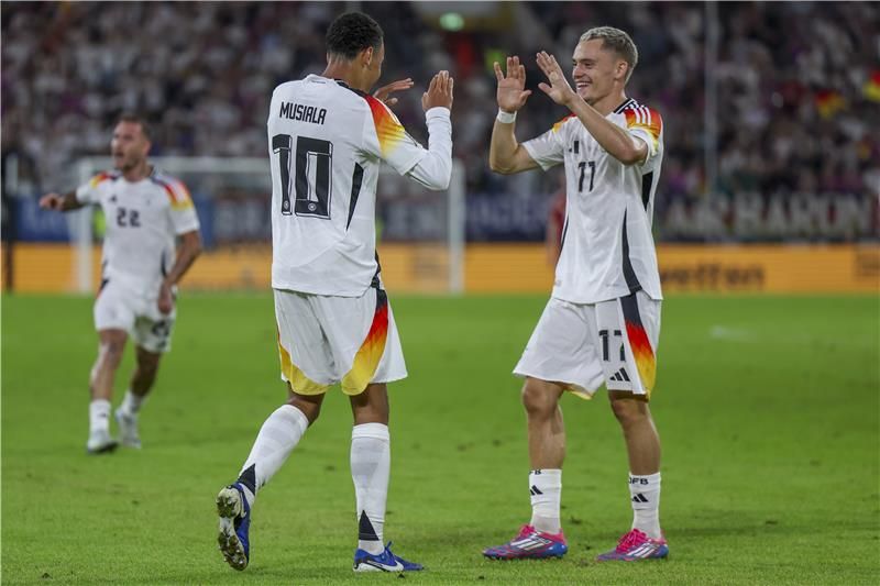 جمال موسيالا وفلوريان فيرتز