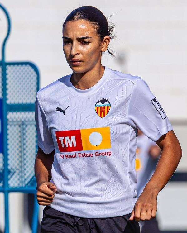 حنان أيت الحاج