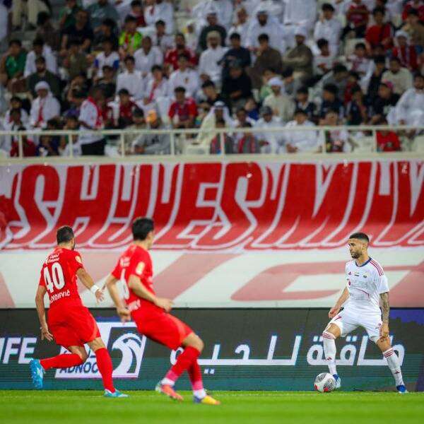 من الكرة الإماراتية