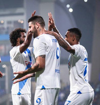 لاعبو الهلال