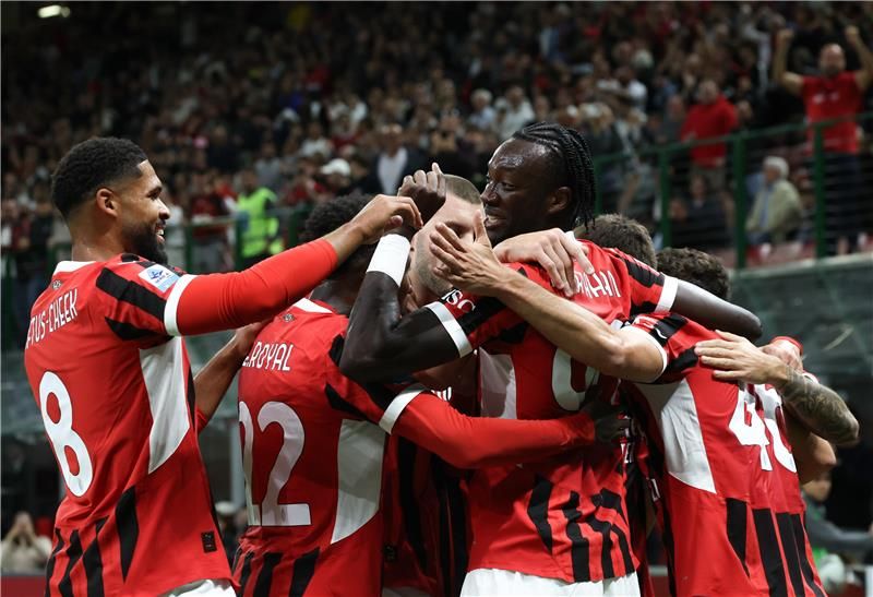 لاعبو ميلان