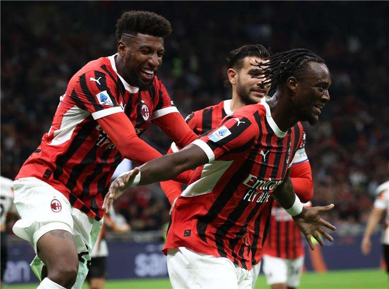 لاعبو ميلان